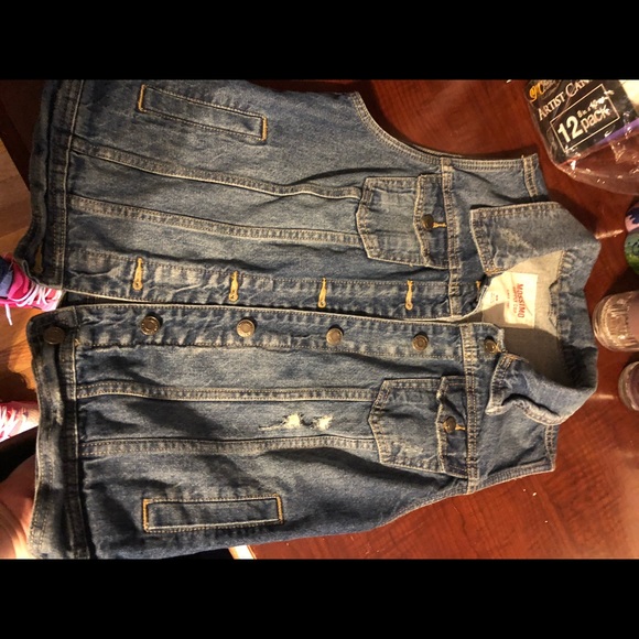 Handpainted Jean jacket - Picture 2 of 3